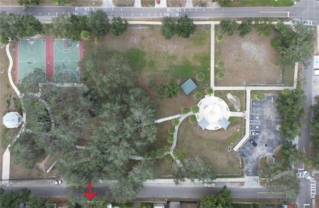 Building Photo - 936 E Shadowlawn Ave