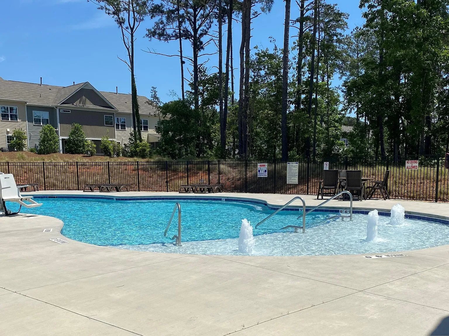 Building Photo - 6185 Beale Loop