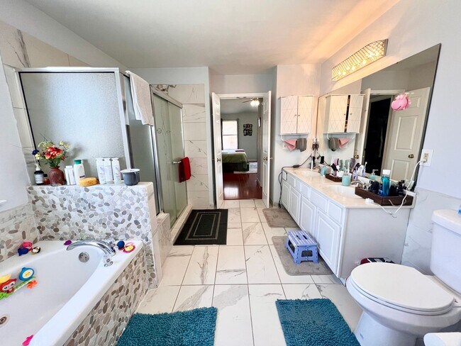 Building Photo - 1154 Spring Orchard Dr