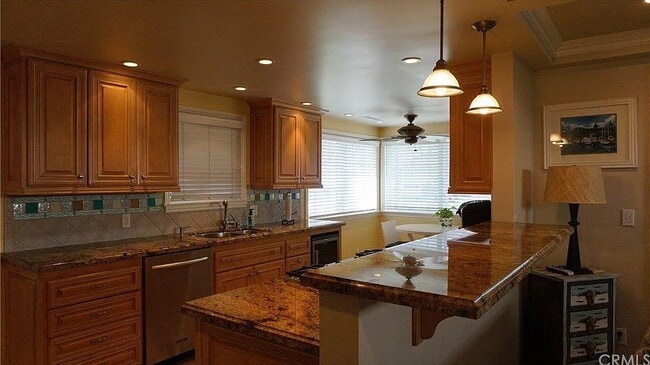 Building Photo - 126 E Arthur Ave