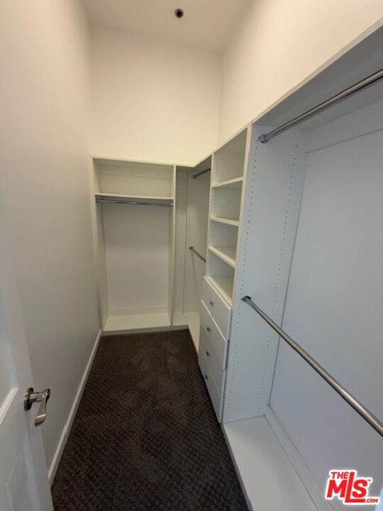 Building Photo - 230 S Hamilton Dr