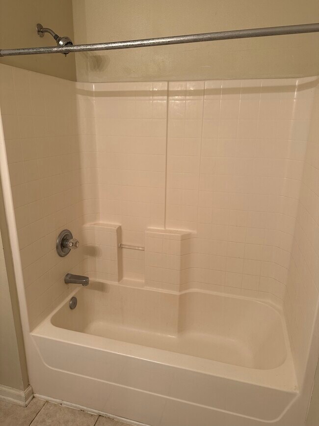 Building Photo - 9595 Amarante Cir
