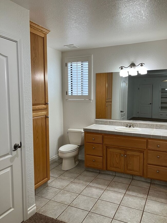 Building Photo - 8581 Van Allen Rd