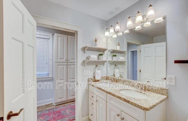 Building Photo - 50 Morris St