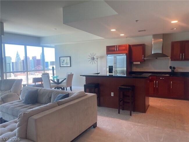 Building Photo - 4525 Dean Martin Dr