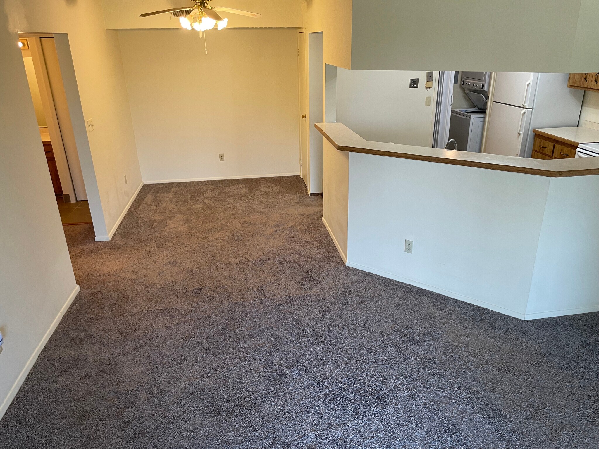 Building Photo - 1150 Tollis Pky