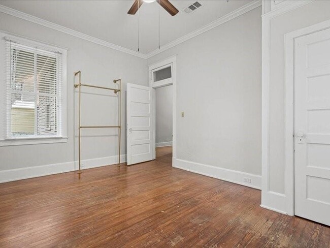 Building Photo - 1151 Caroline Ave