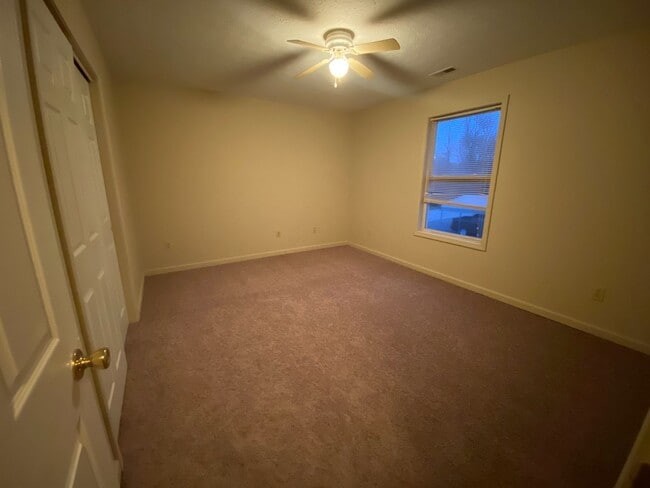 Building Photo - 5109 W Raymond St