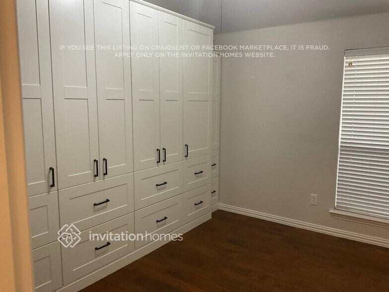 Building Photo - 3008 Crossridge Dr