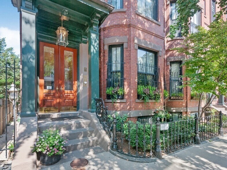 Building Photo - 305 Shawmut Ave