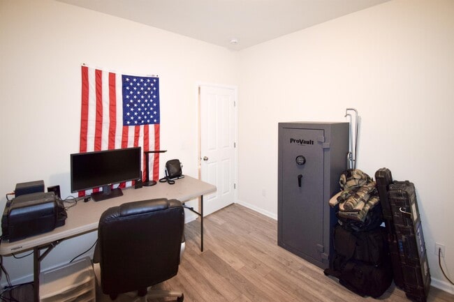 Building Photo - 4721 Joppa St SW