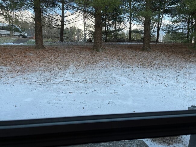 Building Photo - 200 Janie Ln