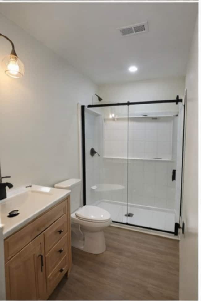 Building Photo - 201 Sheffield Ln