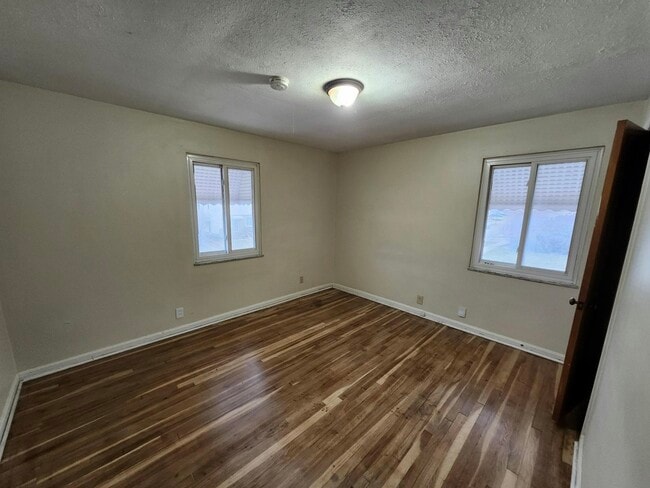 Building Photo - 24750 Lakeshore Blvd