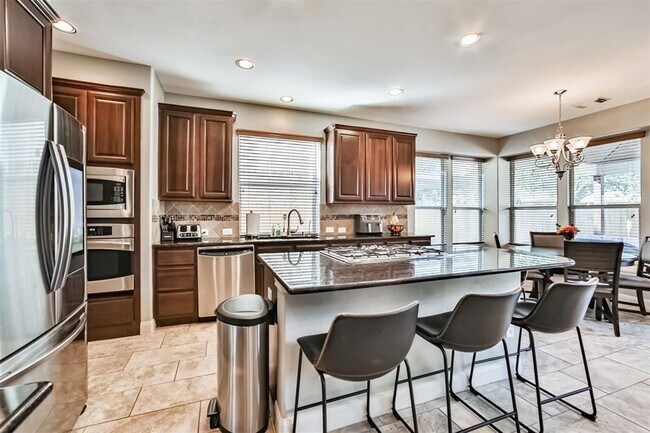 Building Photo - 2802 Kestrel Trace Ln