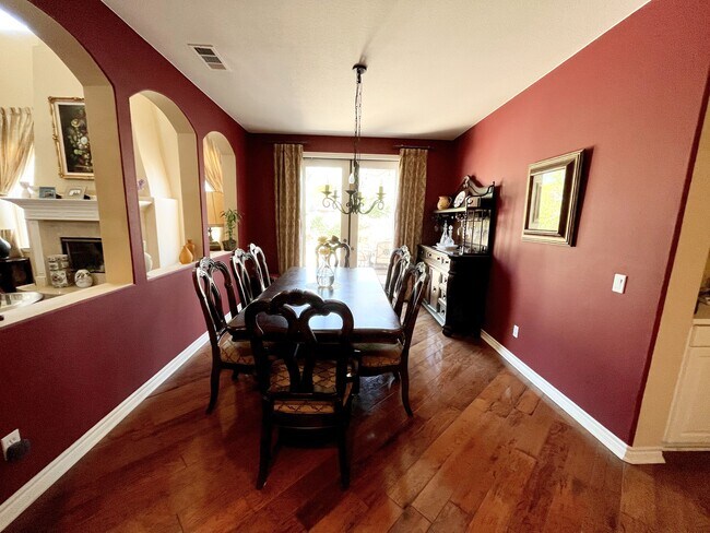 Building Photo - 12470 Sundance Ave