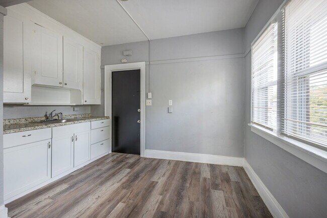 Building Photo - 438 E 152nd St