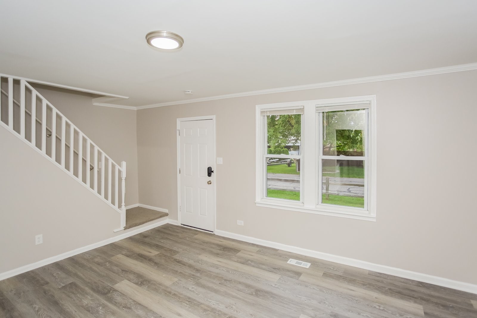 Building Photo - 1732 Sylvan Glen