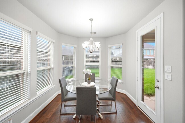 Building Photo - 2239 Falcon Brook Dr