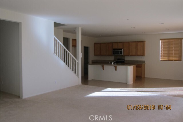 Building Photo - 38209 Divot Dr