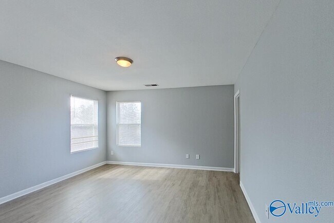 Building Photo - 112 Belle Haven Dr