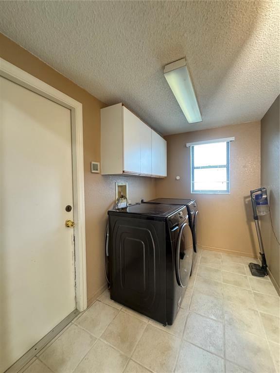 Building Photo - 6077 Marella Dr