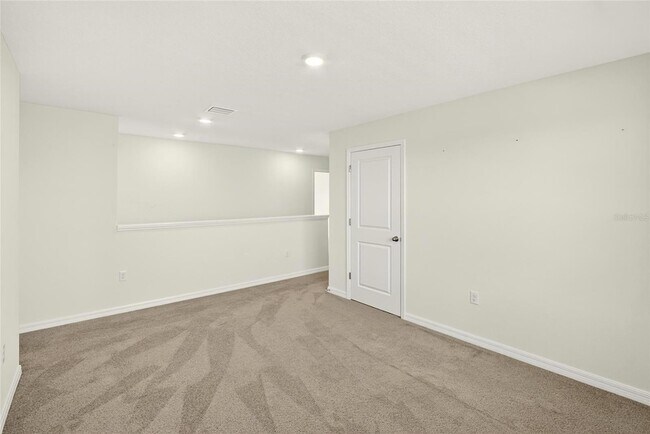 Building Photo - 3288 Silver Date Dr