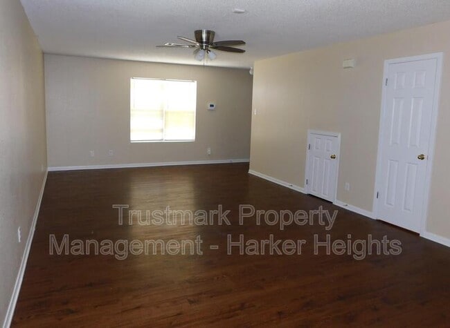 Building Photo - 3103 Courtney Ln