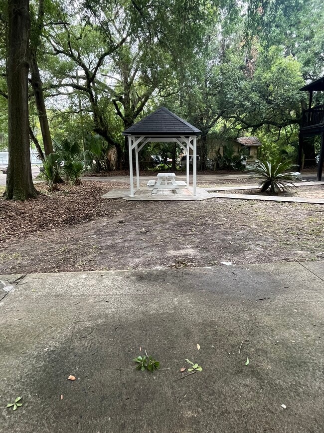 Building Photo - 1035 Maynard St