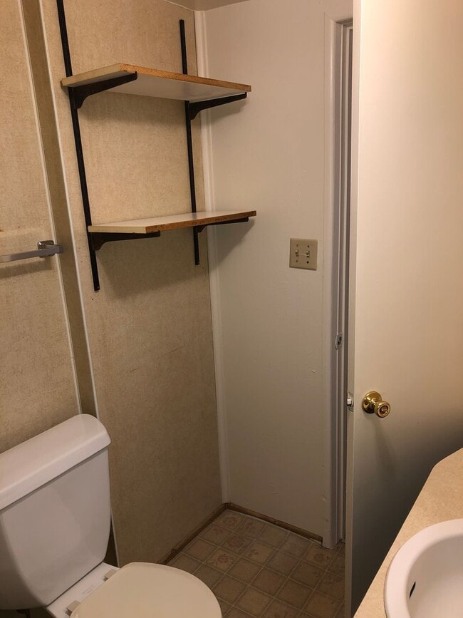 Building Photo - 2Bd/1Ba Renton House