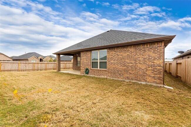 Building Photo - 503 Spring Flower Ct