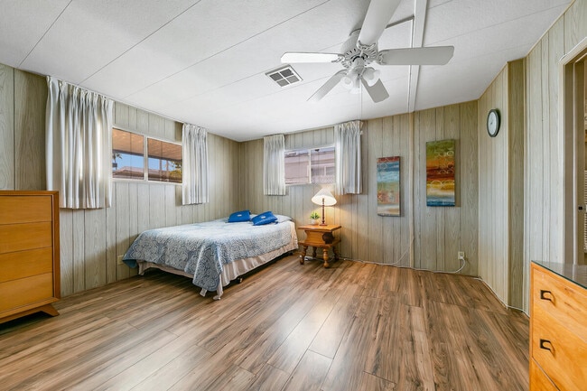 Building Photo - 39345 Moronga Canyon Dr