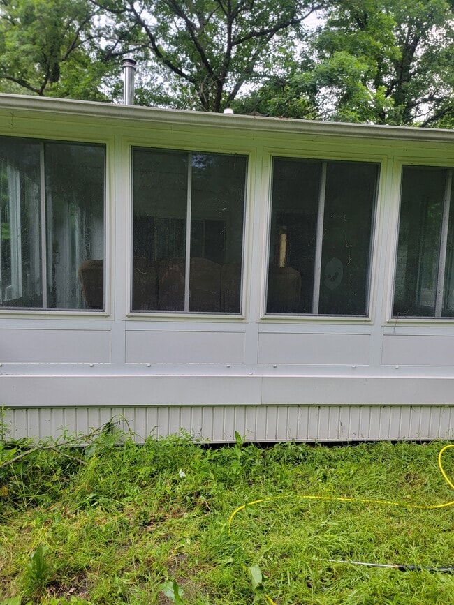 Building Photo - 640 Schwamberger Rd
