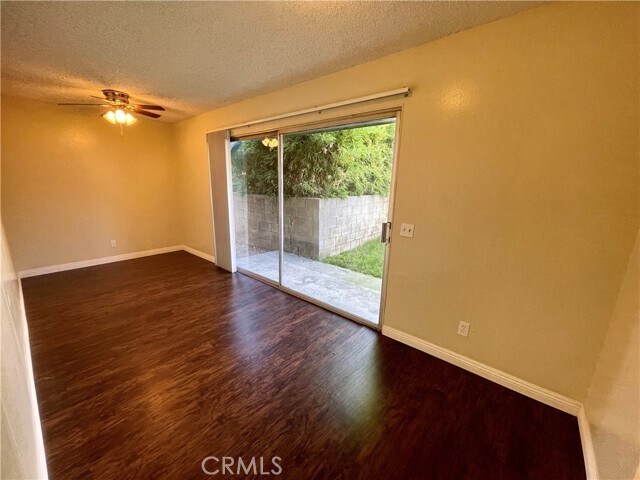 Building Photo - 1452 3rd St