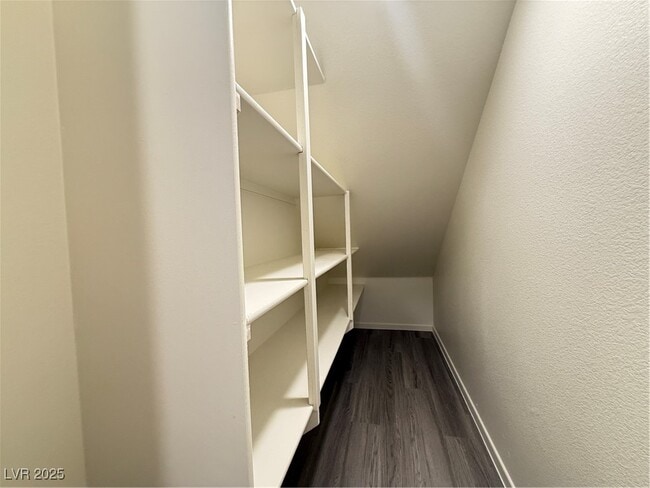 Building Photo - 4830 Currant Rdg Ave