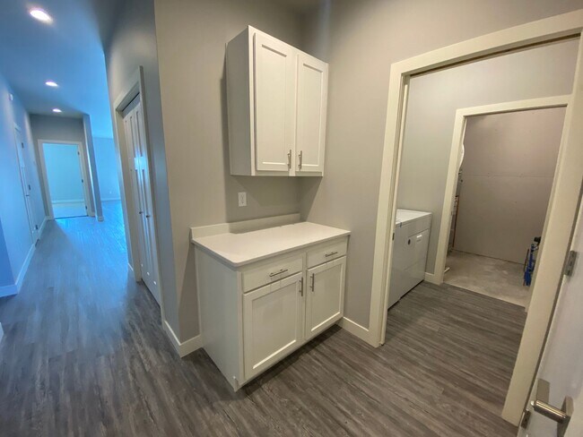 Building Photo - Updated 3 bed, 2 bath Horace Home!!