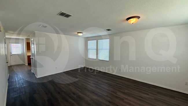 Building Photo - 616 Timberhaven Terrace