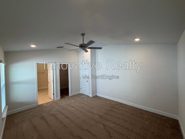 Building Photo - 2313 Angel Fish Loop