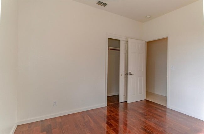 Building Photo - 1727 Wingfoot Dr