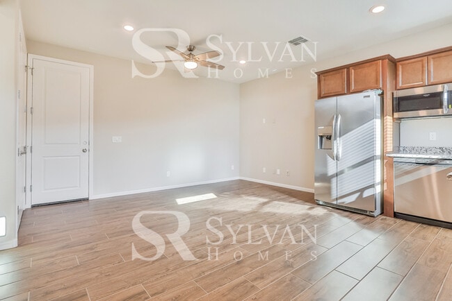 Building Photo - Coming HOME never felt so good!