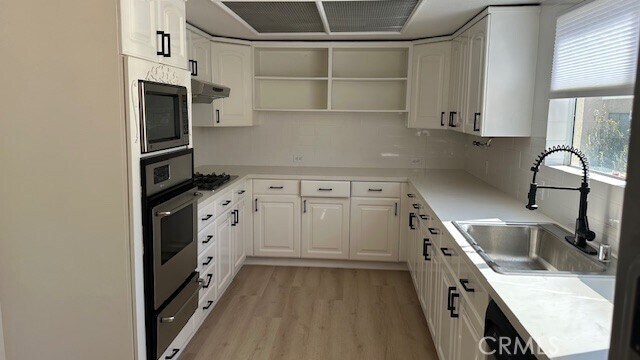 Building Photo - 4426 Ventura Canyon Ave