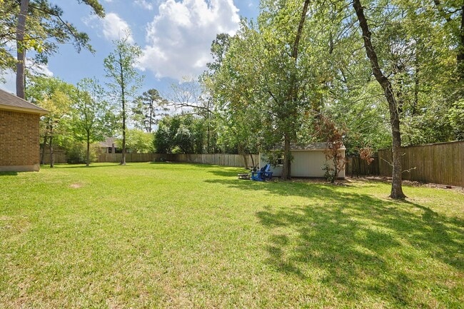 Building Photo - For Lease | 4 Bed, 2 Bath | 2,449 Sq Ft | The Woodlands Creekside Community |