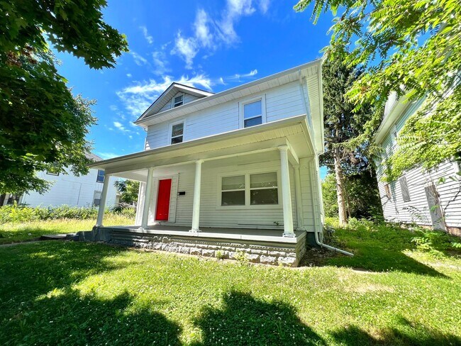 Primary Photo - Pointview Home