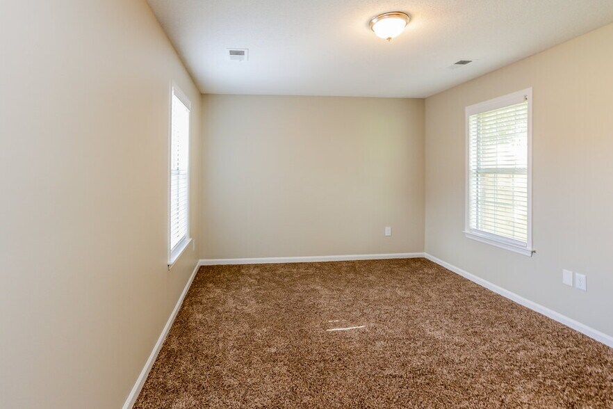 Building Photo - 6743 Hare Run Ln