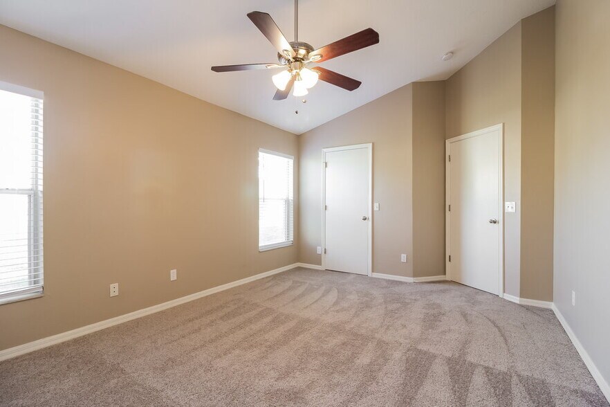 Building Photo - 3318 Cypress Point Cir