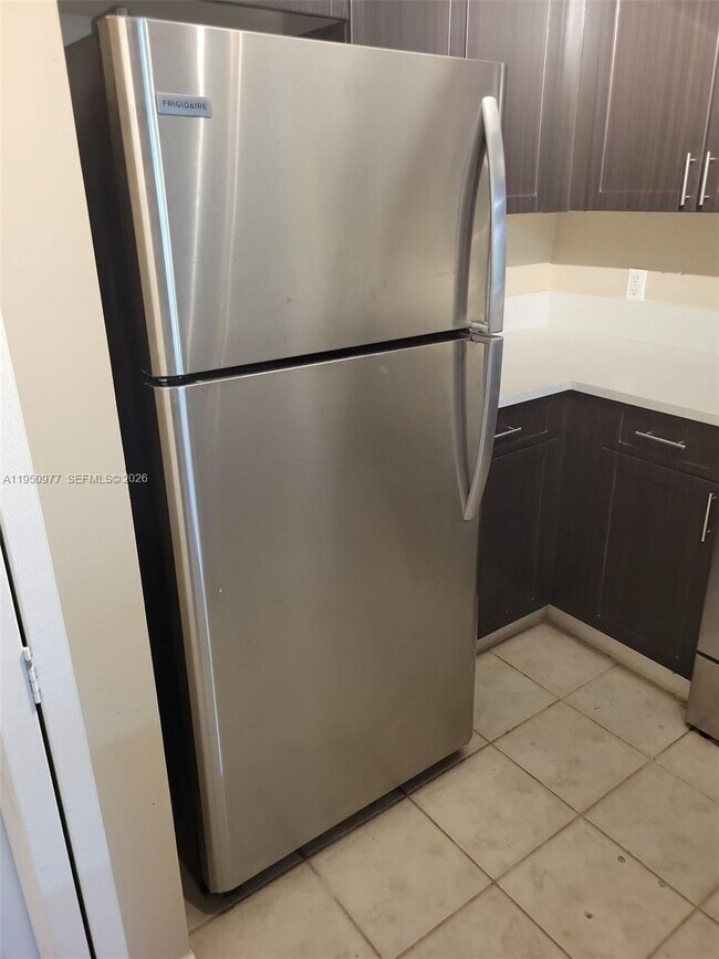 Building Photo - 4151 N Haverhill Rd