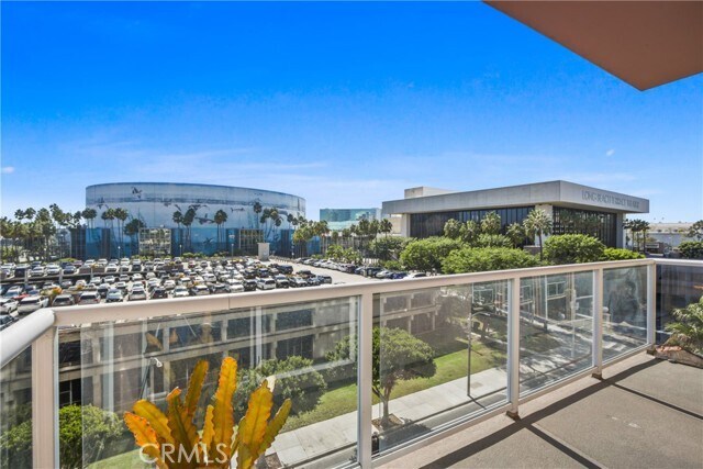 Building Photo - 388 E Ocean Blvd