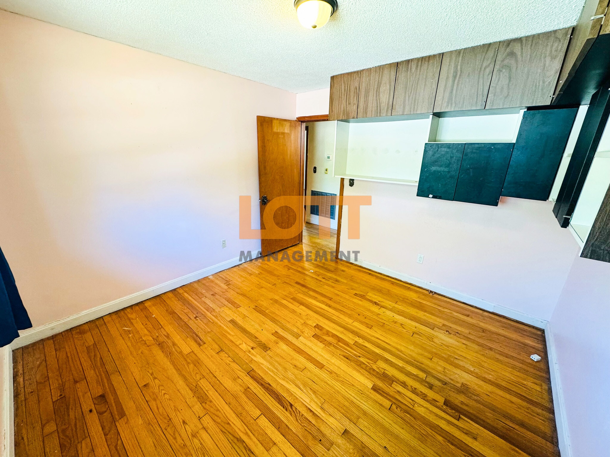 Building Photo - 214 Hunts Bridge Rd