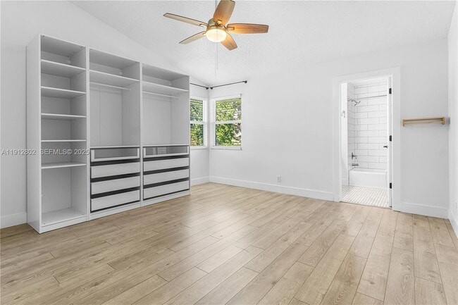 Building Photo - 1616 NE 5th St