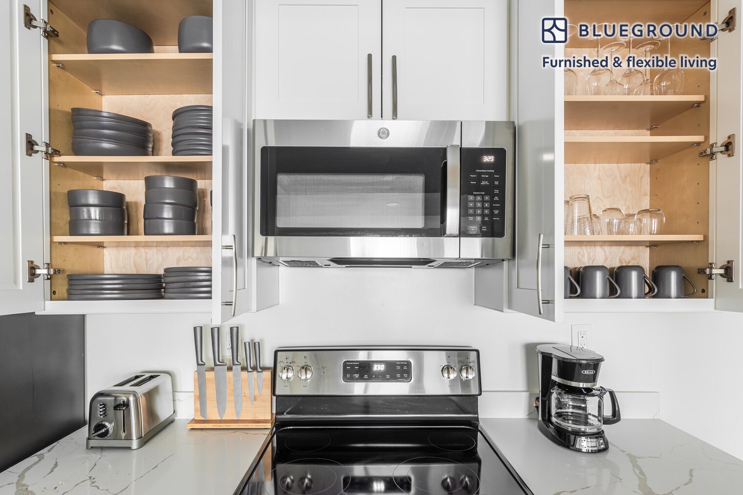 Building Photo - 141 Wellesley Cres